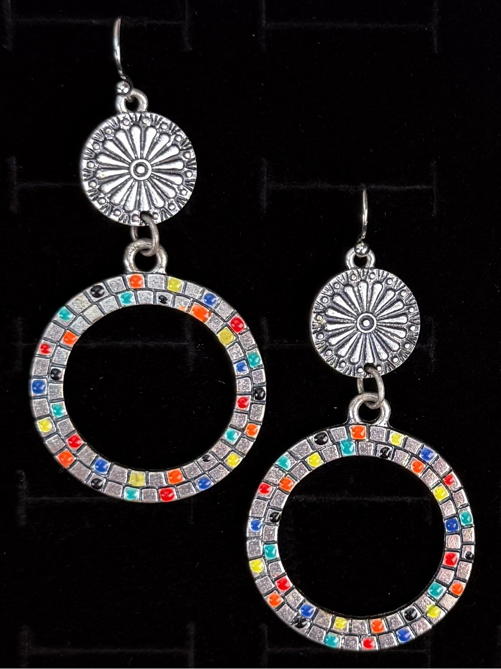 Southwestern style Colorful Silvertone Pierced Dangle Earrings